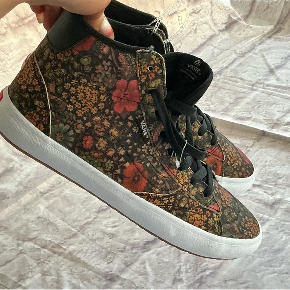 Vans Black and Red Sk8-Hi Sneakers - Picture 3 of 9